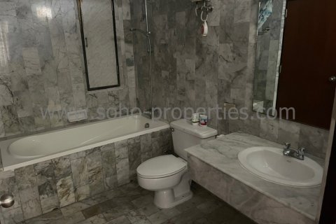 Condominio de 2 dormitorios en Bangkok, Tailandia № 143470 - foto 11