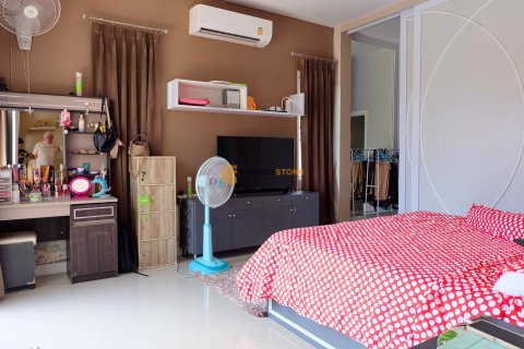 Estudio en Bang Lamung, Tailandia № 179065 - foto 17