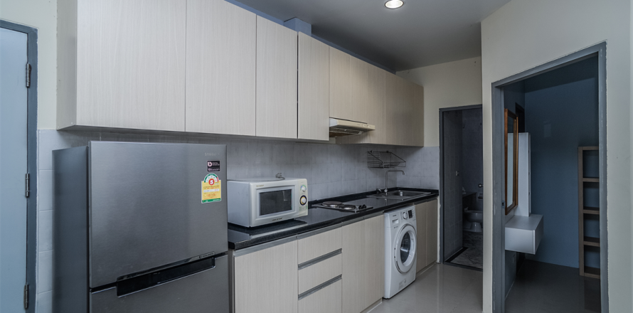 Condominio de 2 dormitorios en Bangkok, Tailandia № 186816