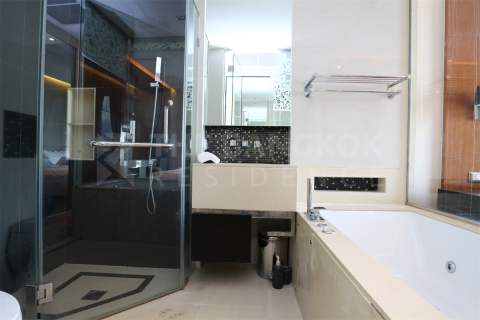 Condominio de 1 dormitorio en Bangkok, Tailandia № 187321 - foto 2