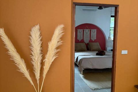 Chalet de 2 dormitorios en Surat Thani, Tailandia № 172854 - foto 8