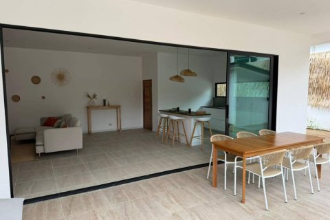 Chalet de 2 dormitorios en Surat Thani, Tailandia № 172854 - foto 4