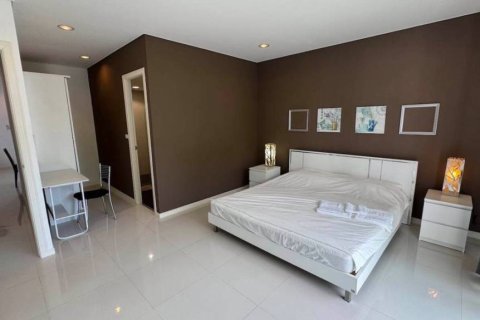 Condominio de 3 dormitorios en Kathu, Tailandia № 172855 - foto 8