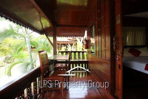 Local comercial en Hua Hin, Tailandia № 168647 - foto 28