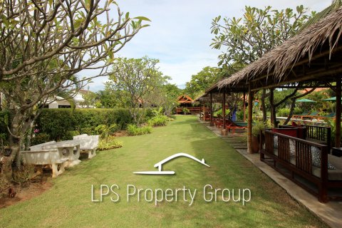 Local comercial en Hua Hin, Tailandia № 168647 - foto 10