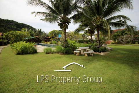 Local comercial en Hua Hin, Tailandia № 168647 - foto 13