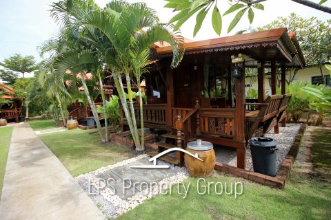 Local comercial en Hua Hin, Tailandia № 168647 - foto 20