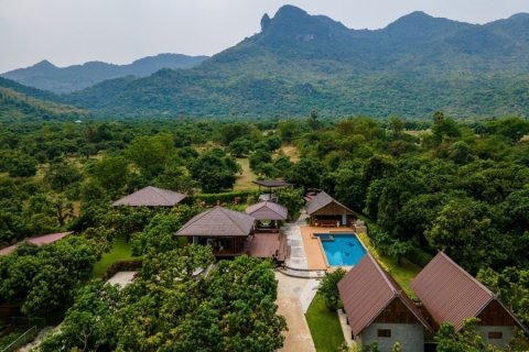 Villa in Sam Roi Yot, Thailand 4 Schlafzimmer № 168648 - Foto 24