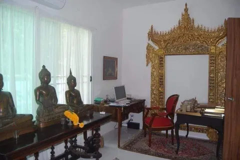 Chalet de 6 dormitorios en Chiang Mai, Tailandia № 162848 - foto 17