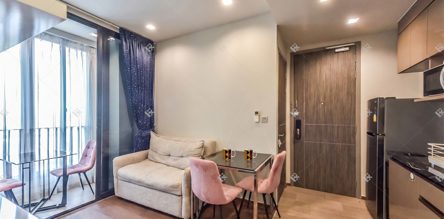Condominio de 1 dormitorio en Bangkok, Tailandia № 194561
