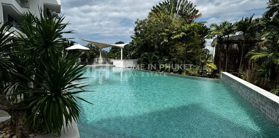 Condo in Phuket, Thailand, 2 bedrooms  № 162713