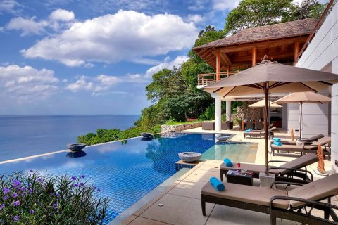 Casa de 4 dormitorios en Phuket, Tailandia № 181091 - foto 2