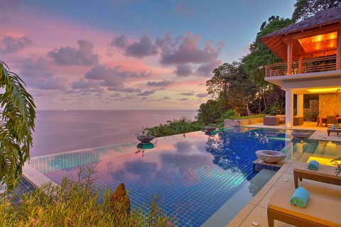 Casa de 4 dormitorios en Phuket, Tailandia № 181091 - foto 28