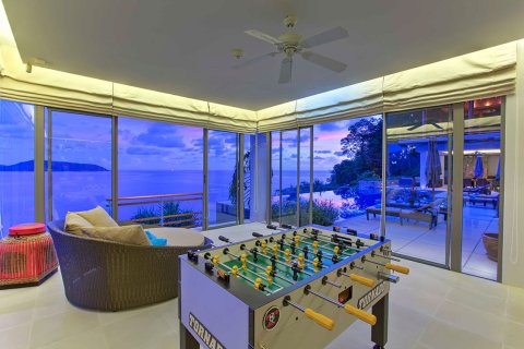 Casa de 4 dormitorios en Phuket, Tailandia № 181091 - foto 17