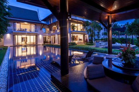 Casa de 5 dormitorios en Ko Kaeo, Tailandia № 181088 - foto 22