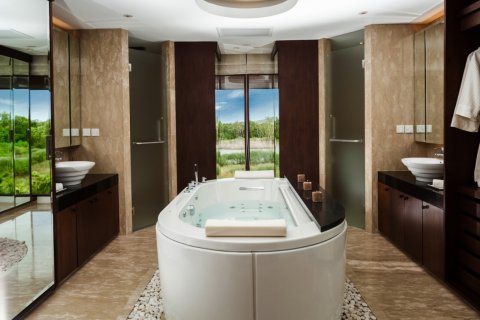 Casa de 5 dormitorios en Ko Kaeo, Tailandia № 181088 - foto 19