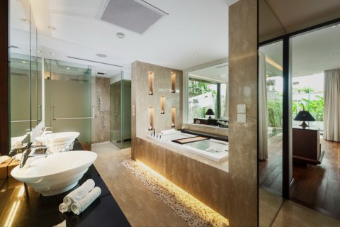 Casa de 5 dormitorios en Ko Kaeo, Tailandia № 181088 - foto 11