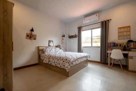 Villa in Chiang Mai, Thailand 4 bedrooms № 191297 - photo 19