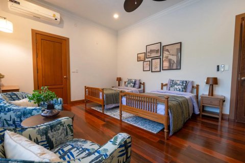 Villa in Chiang Mai, Thailand 4 bedrooms № 191296 - photo 25