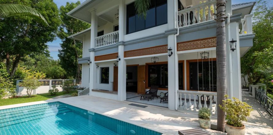 Villa in Chiang Mai, Thailand 4 bedrooms № 191296