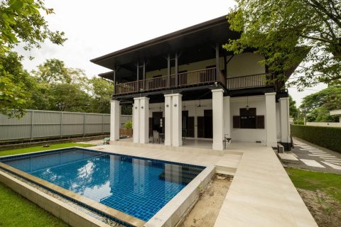 Villa in Chiang Mai, Thailand 4 bedrooms № 191298