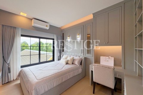 Haus in Pattaya, Thailand 4 Schlafzimmer № 234099 - Foto 21