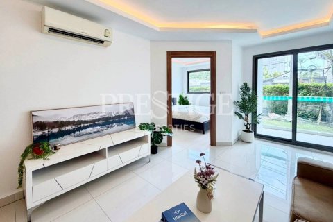 Condo in Pattaya, Thailand, 1 bedroom  № 234098 - photo 2