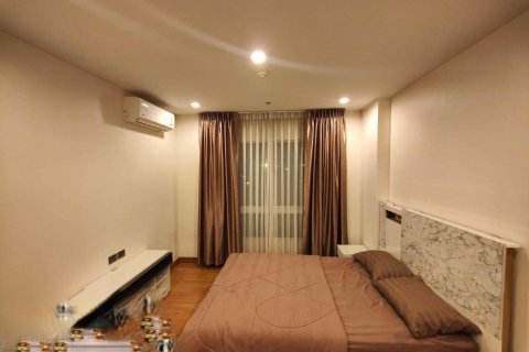 Condominio de 1 dormitorio en Bangkok, Tailandia № 157647 - foto 2