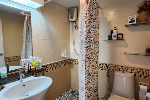 Condominio de 2 dormitorios en Bangkok, Tailandia № 157646 - foto 9
