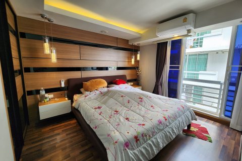 Condominio de 2 dormitorios en Bangkok, Tailandia № 157646 - foto 6