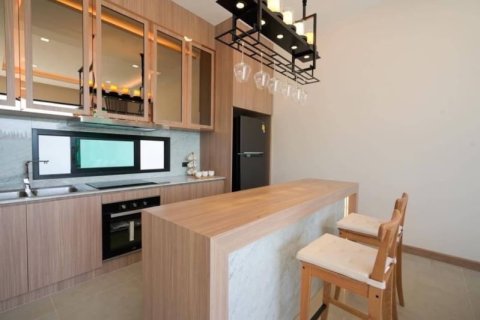 Casa de 3 dormitorios en Pattaya, Tailandia № 157651 - foto 14