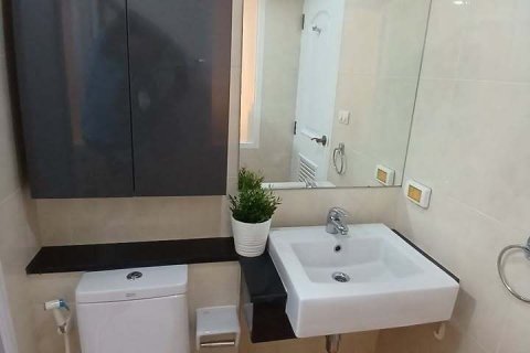 Estudio en el condominio en Bang Rak, Bangkok, Tailandia № 158333 - foto 5
