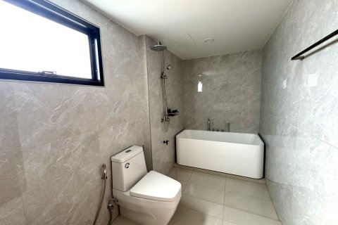 Chalet de 5 dormitorios en Phuket, Tailandia № 158336 - foto 2