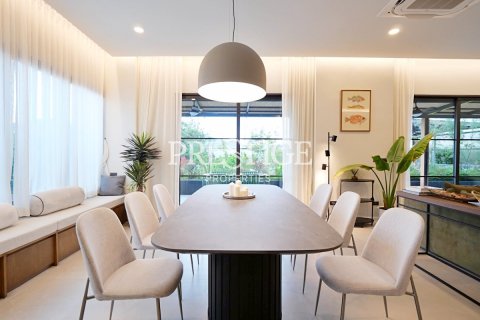 House in Pattaya, Thailand 3 bedrooms № 197746 - photo 7