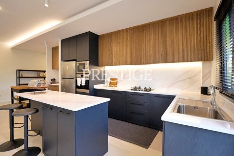 House in Pattaya, Thailand 3 bedrooms № 197746 - photo 12