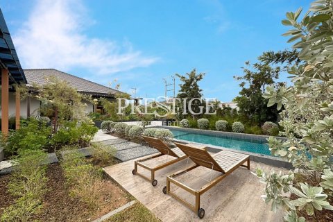 House in Pattaya, Thailand 3 bedrooms № 197746 - photo 29