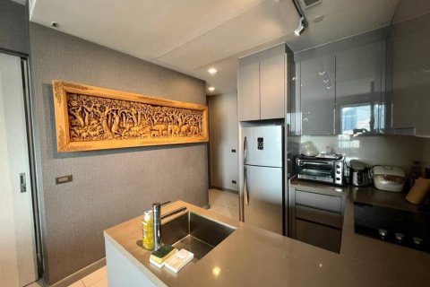 Condo in Bang Rak, Bangkok, Thailand, 2 bedrooms № 164529