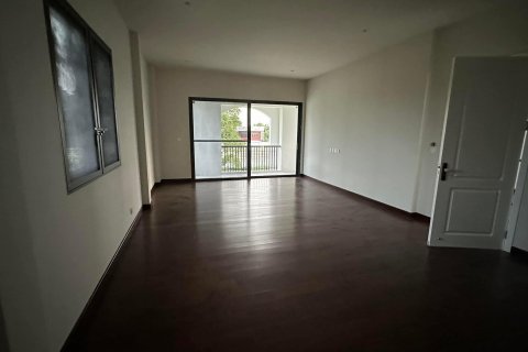 Chalet de 4 dormitorios en Bangkok, Tailandia № 133711 - foto 18