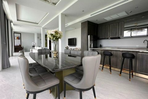 Chalet de 4 dormitorios en Phuket, Tailandia № 133713 - foto 5