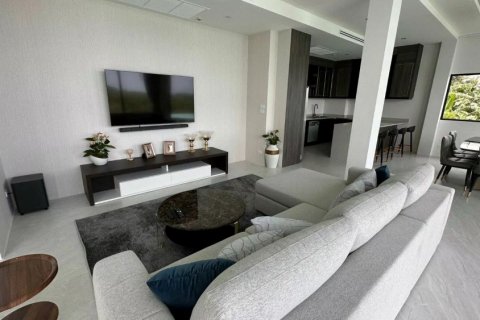 Chalet de 4 dormitorios en Phuket, Tailandia № 133713 - foto 4