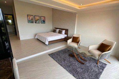 Chalet de 4 dormitorios en Phuket, Tailandia № 133713 - foto 12