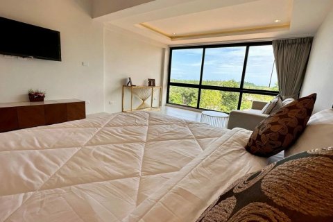 Chalet de 4 dormitorios en Phuket, Tailandia № 133713 - foto 10