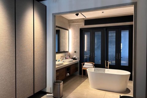 Condominio de 4 dormitorios en Sathon, Bangkok, Tailandia № 133715 - foto 15