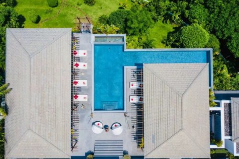 Villa in Phuket, Thailand 4 Schlafzimmer № 133714