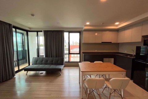 Condo à Ratchathewi, Bangkok, Thaïlande, 2 chambres  № 47570
