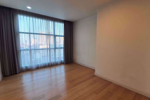 Condominio de 4 dormitorios en Bang Kho Laem, Bangkok, Tailandia № 47573 - foto 10