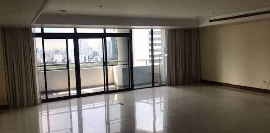Condo à Watthana, Bangkok, Thaïlande, 3 chambres № 47576