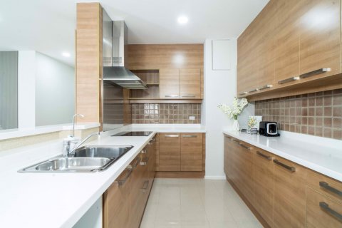 Condominio de 2 dormitorios en Watthana, Bangkok, Tailandia № 47574 - foto 5