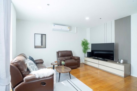 Condo in Watthana, Bangkok, Thailand, 2 bedrooms № 47574