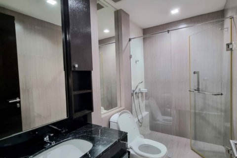 Condominio de 2 dormitorios en Watthana, Bangkok, Tailandia № 47574 - foto 11